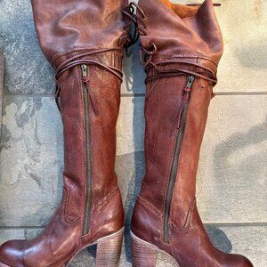 Freebird Brock Wine Sz 9